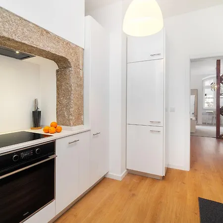 Whome Escape Exclusive Downtown Building For Rent *