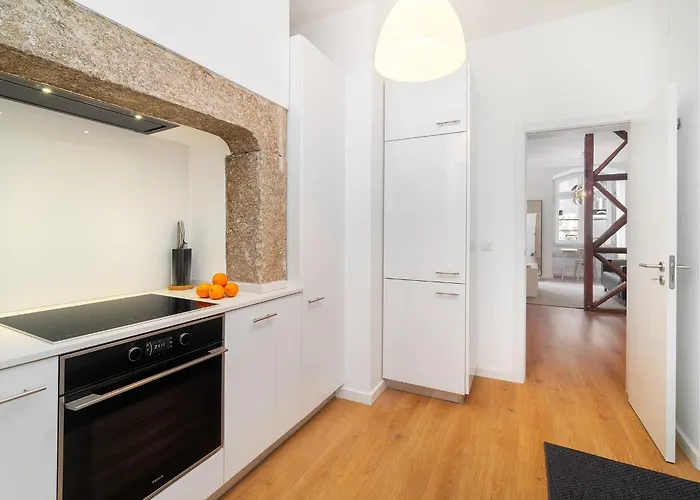 Whome Escape Exclusive Downtown Building For Rent *