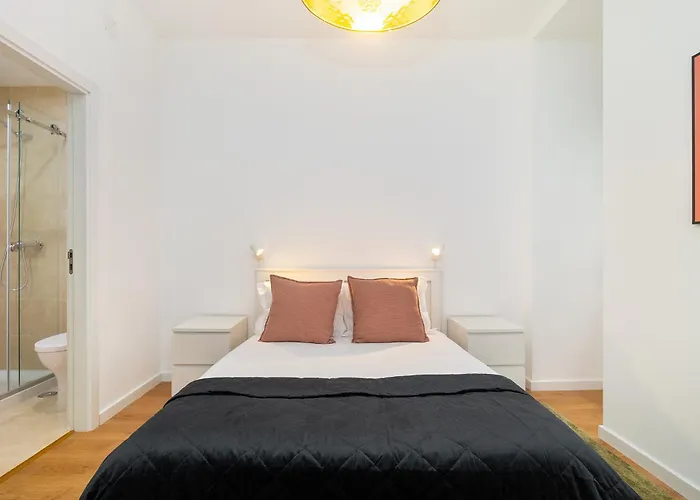 Whome Escape Exclusive Downtown Building For Rent * Lisboa