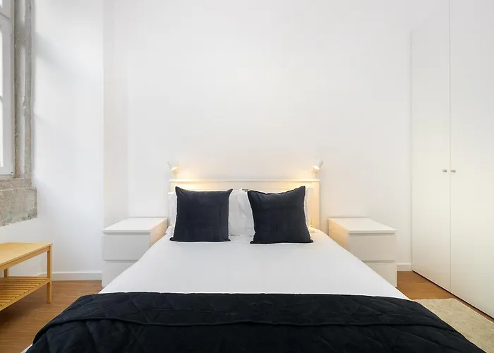 Whome Escape Exclusive Downtown Building For Rent * Lisboa